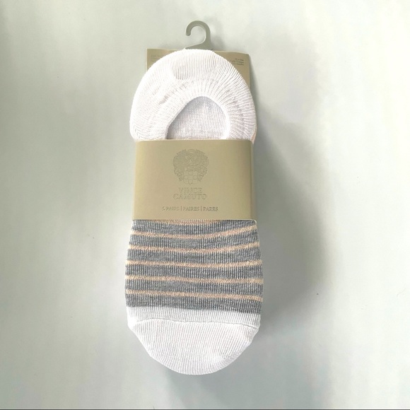 Vince Camuto Accessories - Vince Camuto women’s no show socks 5 pack white